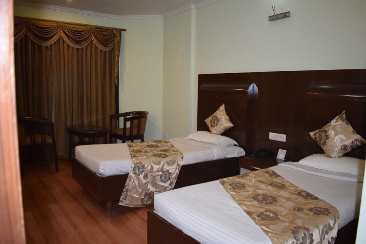 ורנאסי Hotel Vaibhav מראה חיצוני תמונה