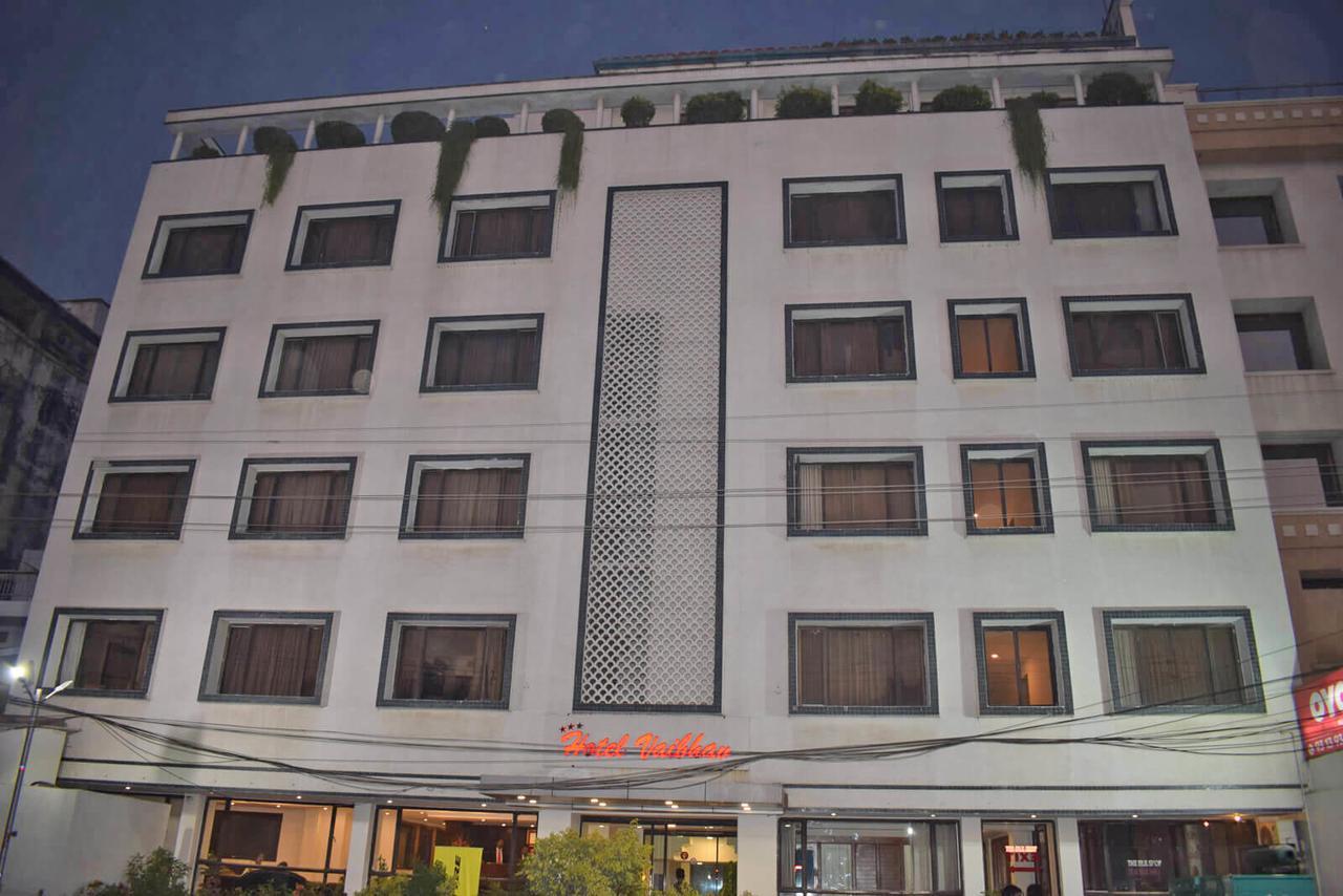 ורנאסי Hotel Vaibhav מראה חיצוני תמונה